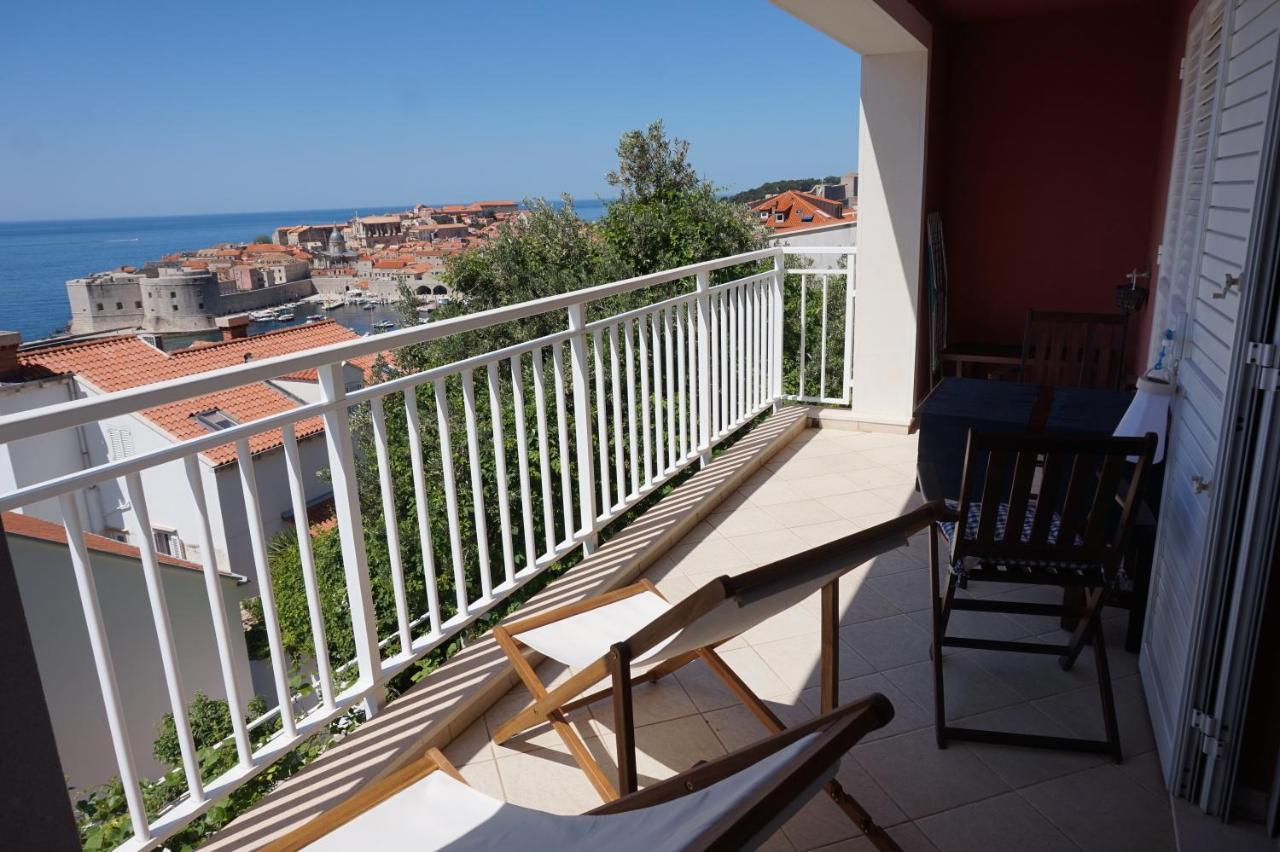 Paola Suite 5 Min From The Beach Дубровник Екстериор снимка