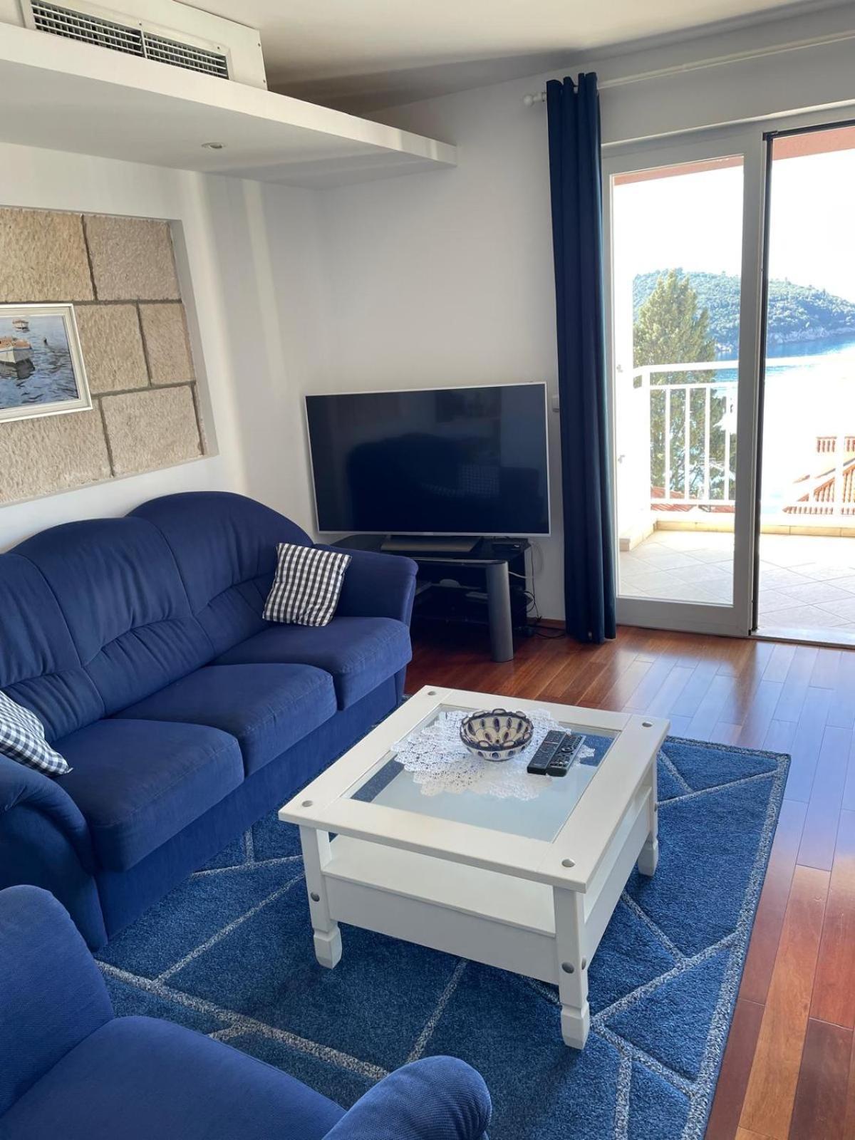 Paola Suite 5 Min From The Beach Дубровник Екстериор снимка